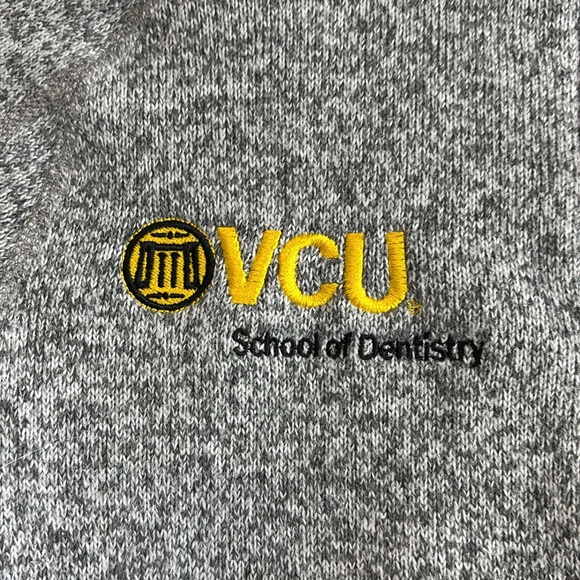 Patagonia 1/4 zip fleece - Picture 3 of 11